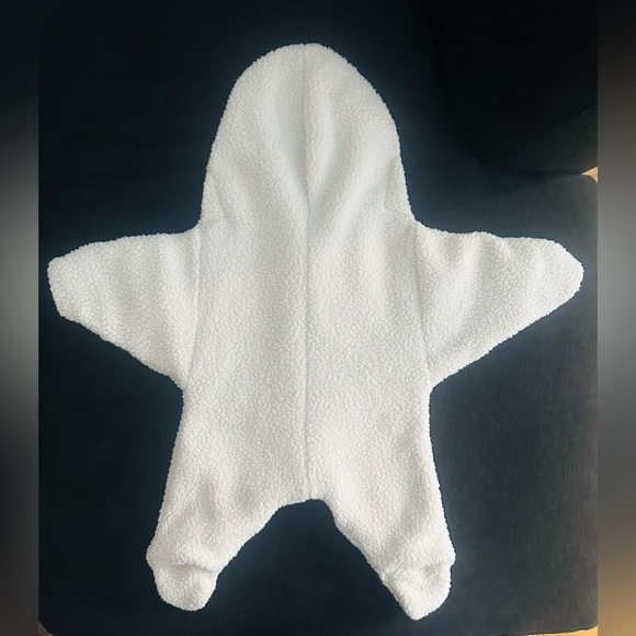 Old Navy Unisex Sherpa Zip Footed One Piece for Baby - Picture 2 of 3